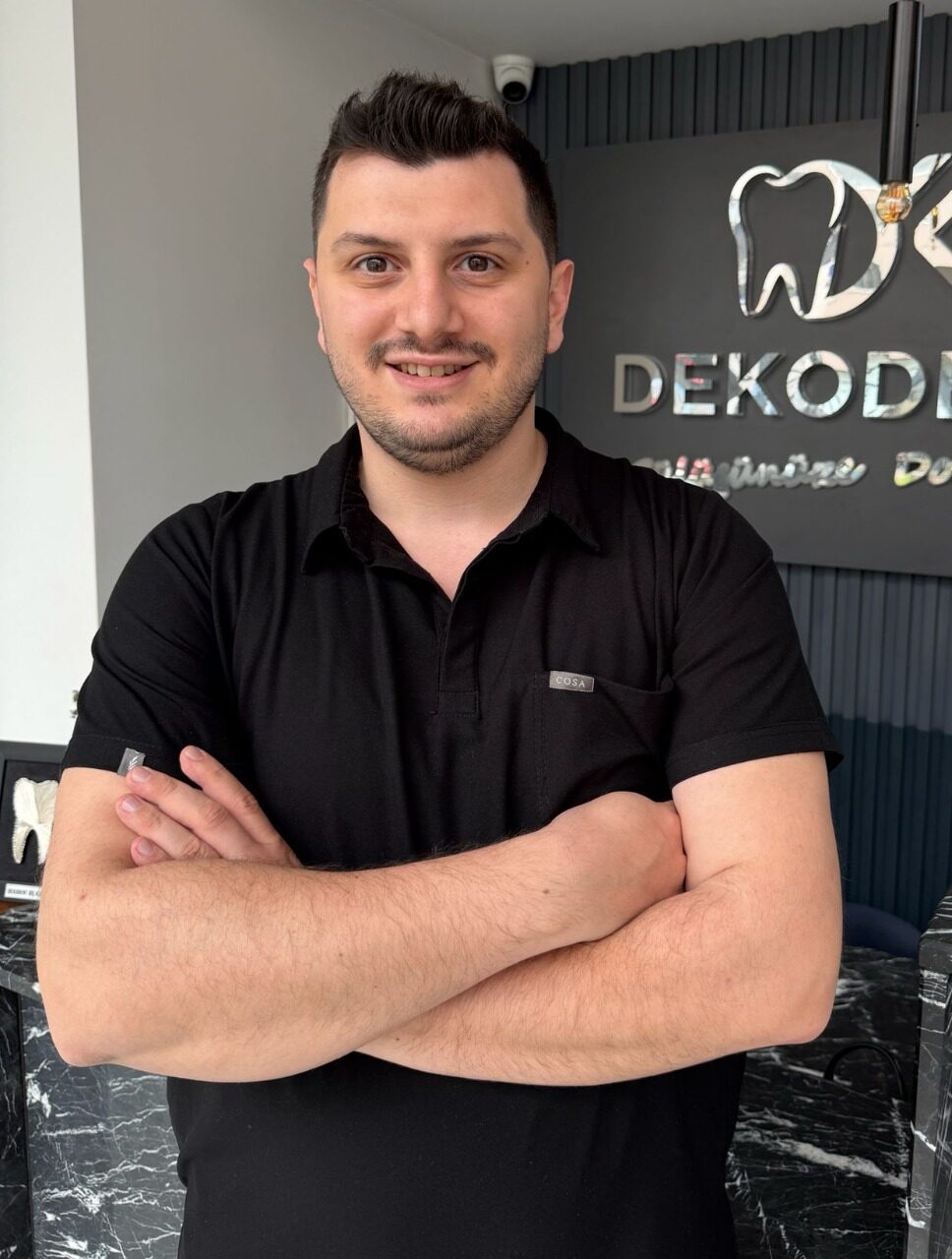 Dt. Sırrı Emir YAĞCIOĞLU